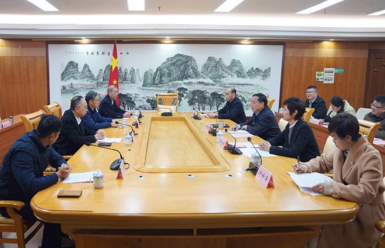 權威檢測，賦能產地直供！ CMA Testing一行拜訪賀州市市長彭代元